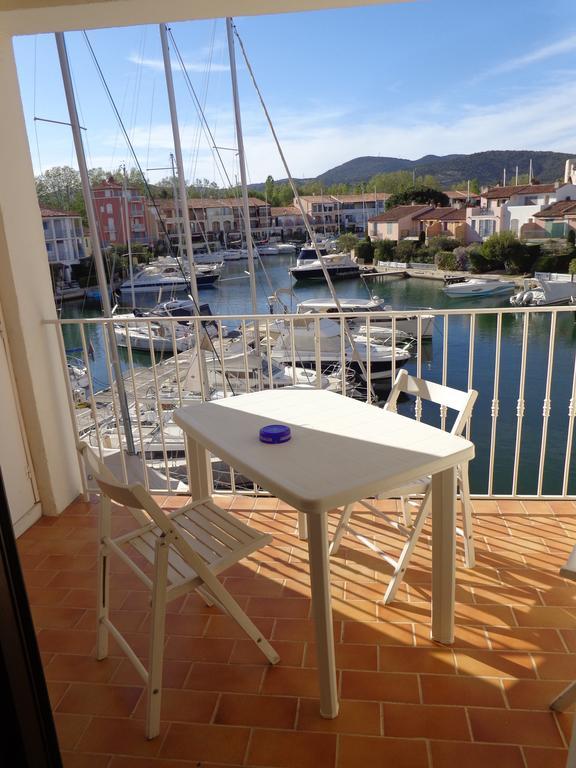 Apartment Port Grimaud Exterior photo